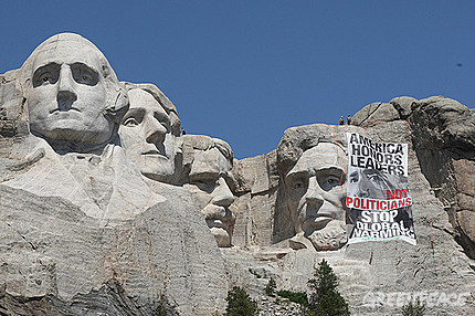 action-at-mt-rushmore
